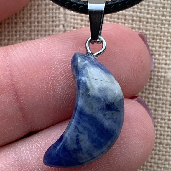 Handmade Genuine Stone Moon Amulet Necklace - Picture 7 of 8